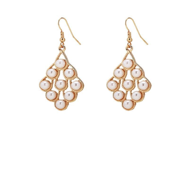 Simple Personality Water Drop Pearl Grape Cluster Eardrops